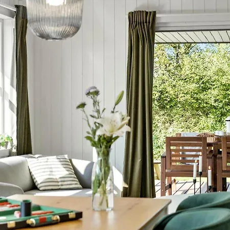 30027-malling-peter-eriksens-vej-14